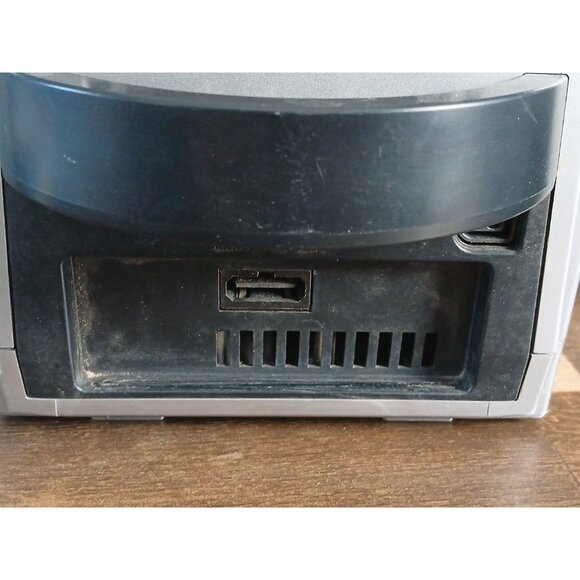 Nintendo GameCube Platinum Silver Console - W/ Cables, Controller & Memory Card - Picture 7 of 10